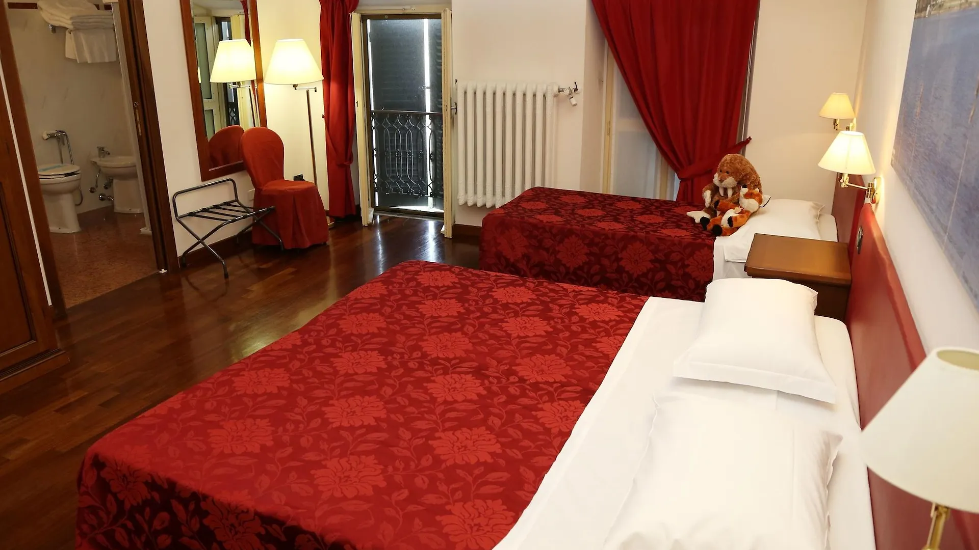 Hotel Antica Dimora Mantova 4*,  Italy