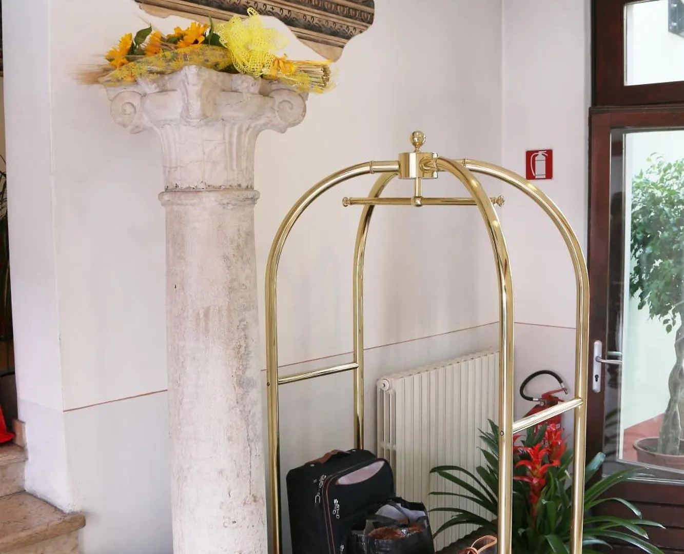 Hotel Antica Dimora Mantova 4*,