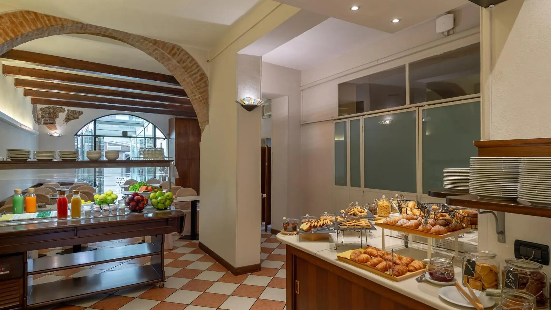 Hotel Antica Dimora Mantova 4*,