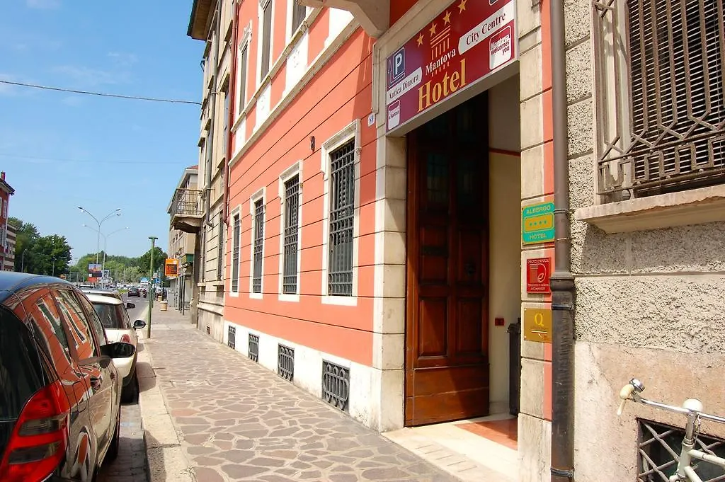 Hotel Antica Dimora Mantova 4*,